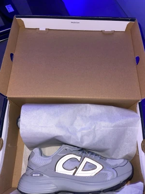 B30 skor - Helt nya o jätte fina