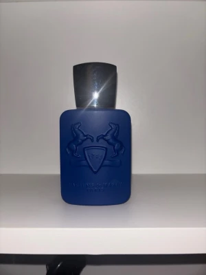 Parfym Parfums de Marly Percival  - Percival nytt skick, 70/75 ml, kostade cirka 1800 kr. Säljer för endast 1299kr, kvitto finns 