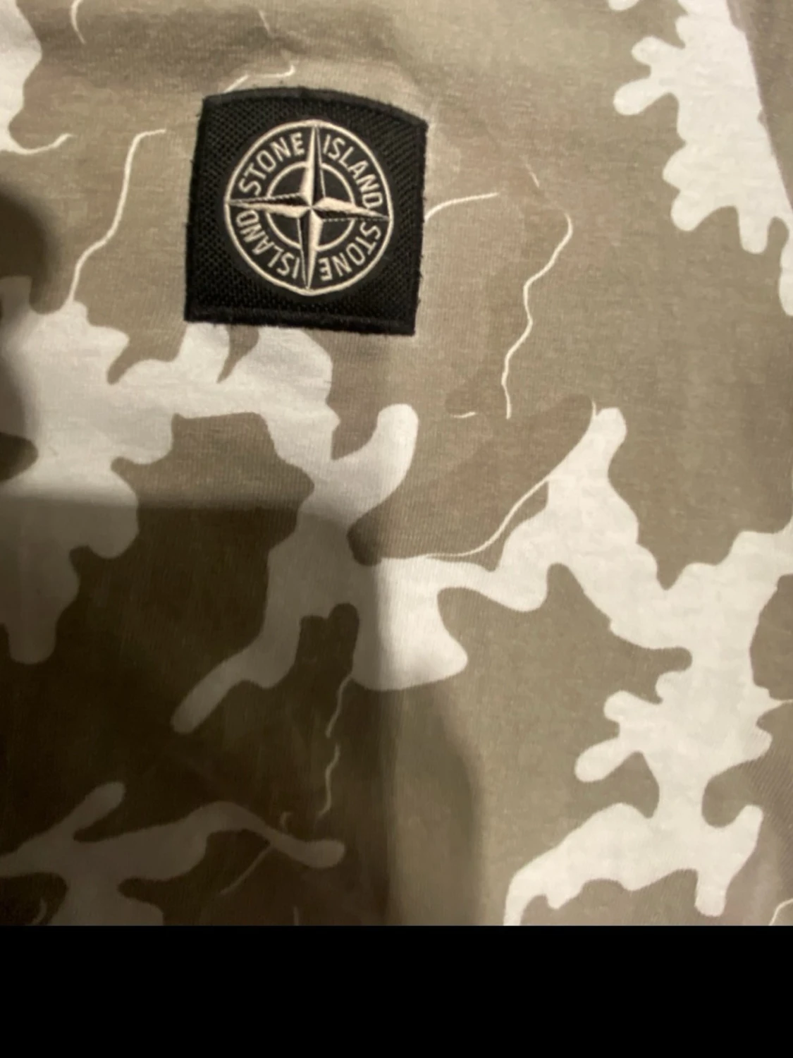 Beige camo t-shirt från Stone Island - 2