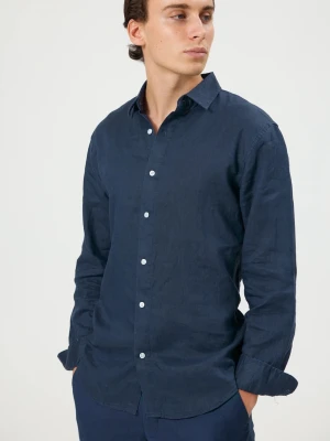 Linneskjorta - Snygg mörklblå linneskjorta från st studios, helt ny säljer då dom skickade fel storlek och inte svarade på mail om retur