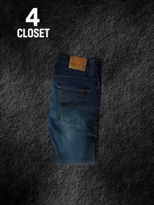 Nudie Jeans Grim Trim Blå - Snygga blåa jeans ifrån Nudie Jeans i modellen ”Grim trim”! Jeansen är i storlek W32/L32. Priset är diskuterbart, kontakta mig för alla frågor och funderingar! ✅🤝