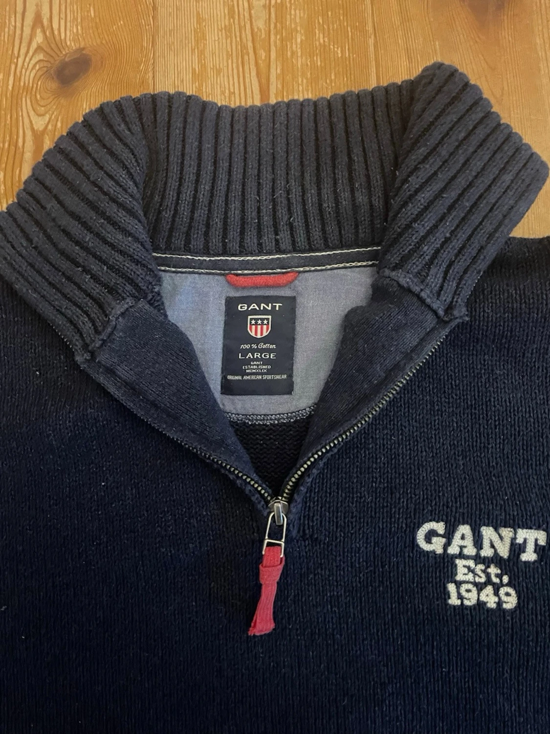 Mörkblå stickad tröja från Gant - 1