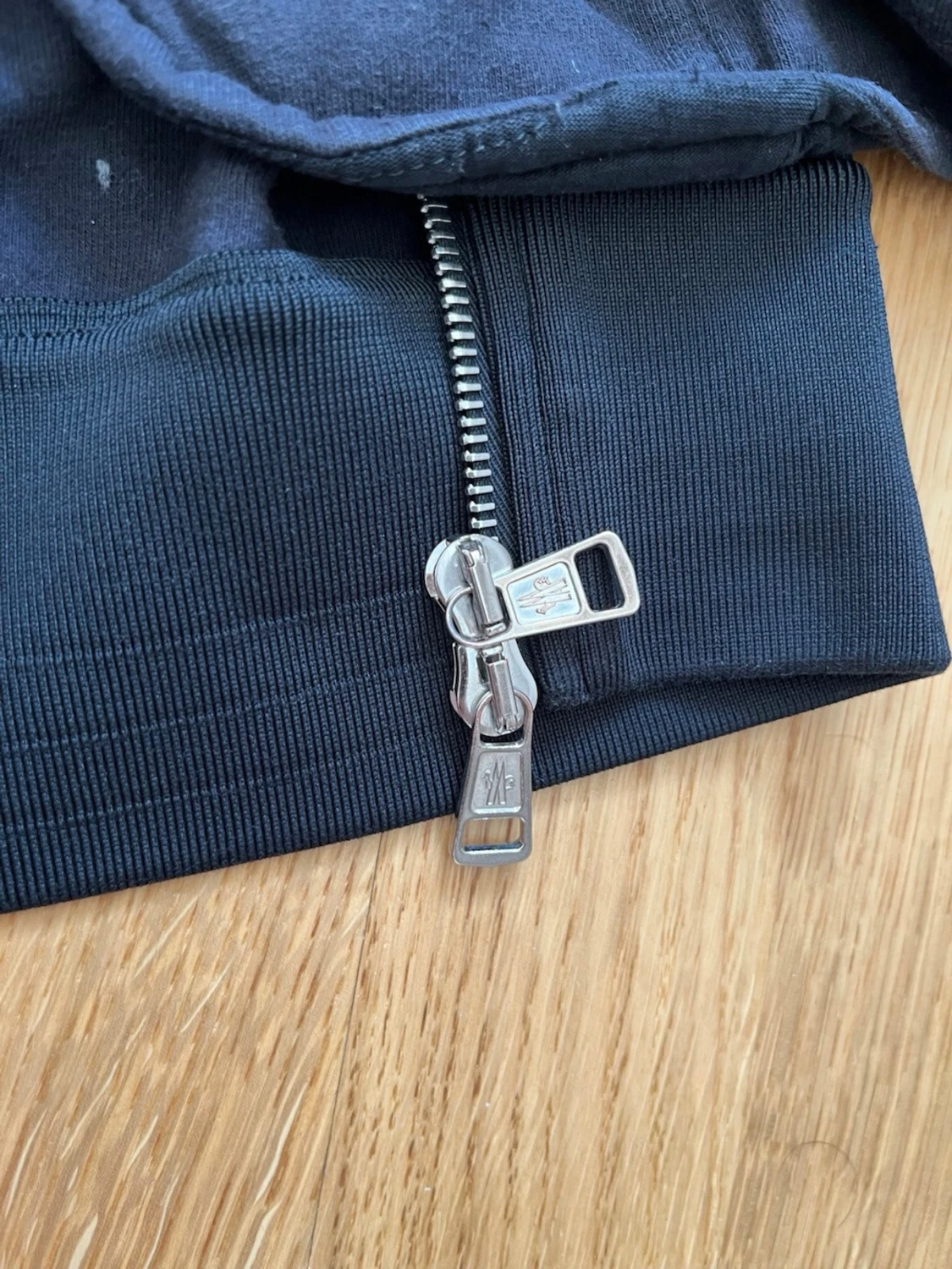 moncler svart tröja  - 6