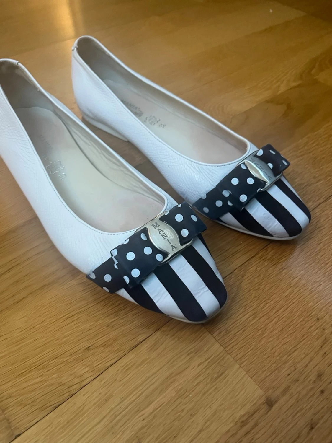 Vita ballerinaskor från Mania - 3