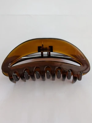 Hårklämma  - Hårklämma . Jätte fin hårklämma 