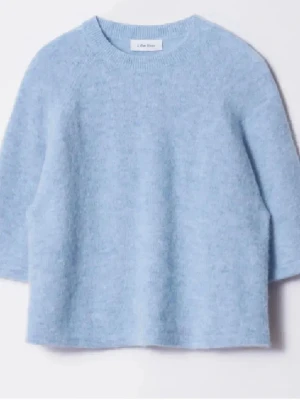 Otherstories tröja - Säljer denna jättefina blåa kortärmade stickade tröjan från Otherstories! Den är i jättebra skick och har inga defekter💞