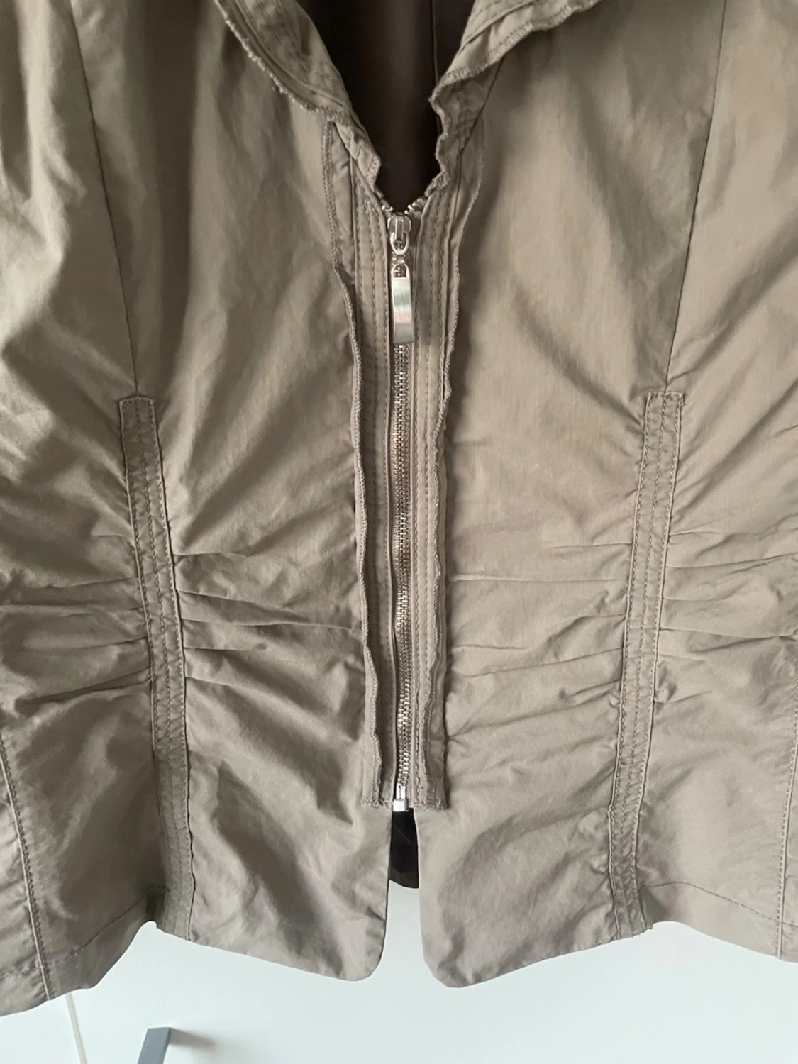 Grå jacka - 2
