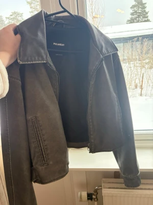 skinnjacka från Pull&Bear - Nytt skick, 