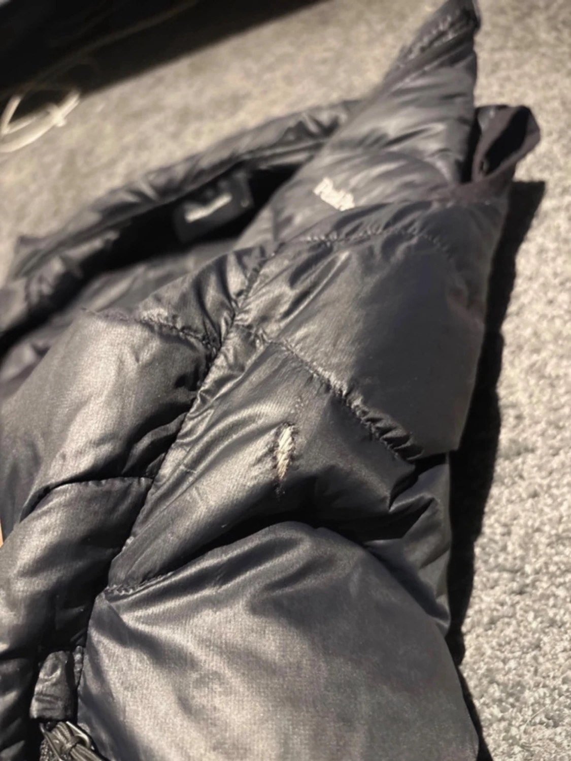 Svart dunväst från Peak Performance - 6