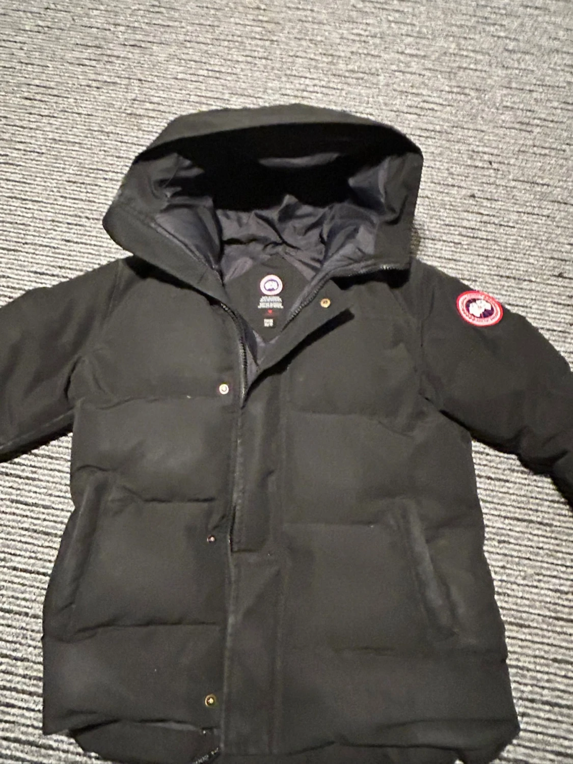 Svart dunjacka från Canada Goose macmillen