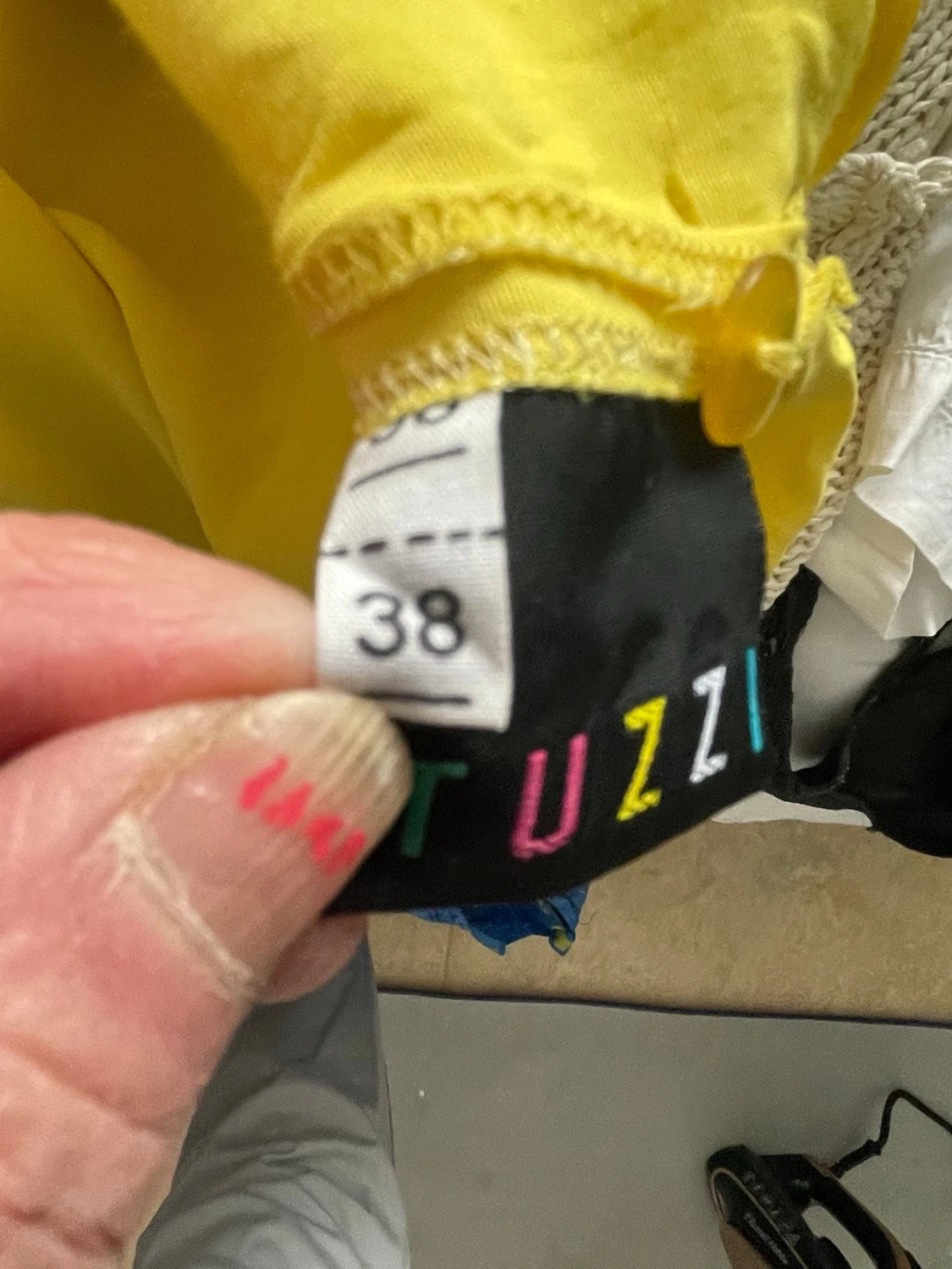 Gul tuzzi  blus med färgglatt tryck - 6