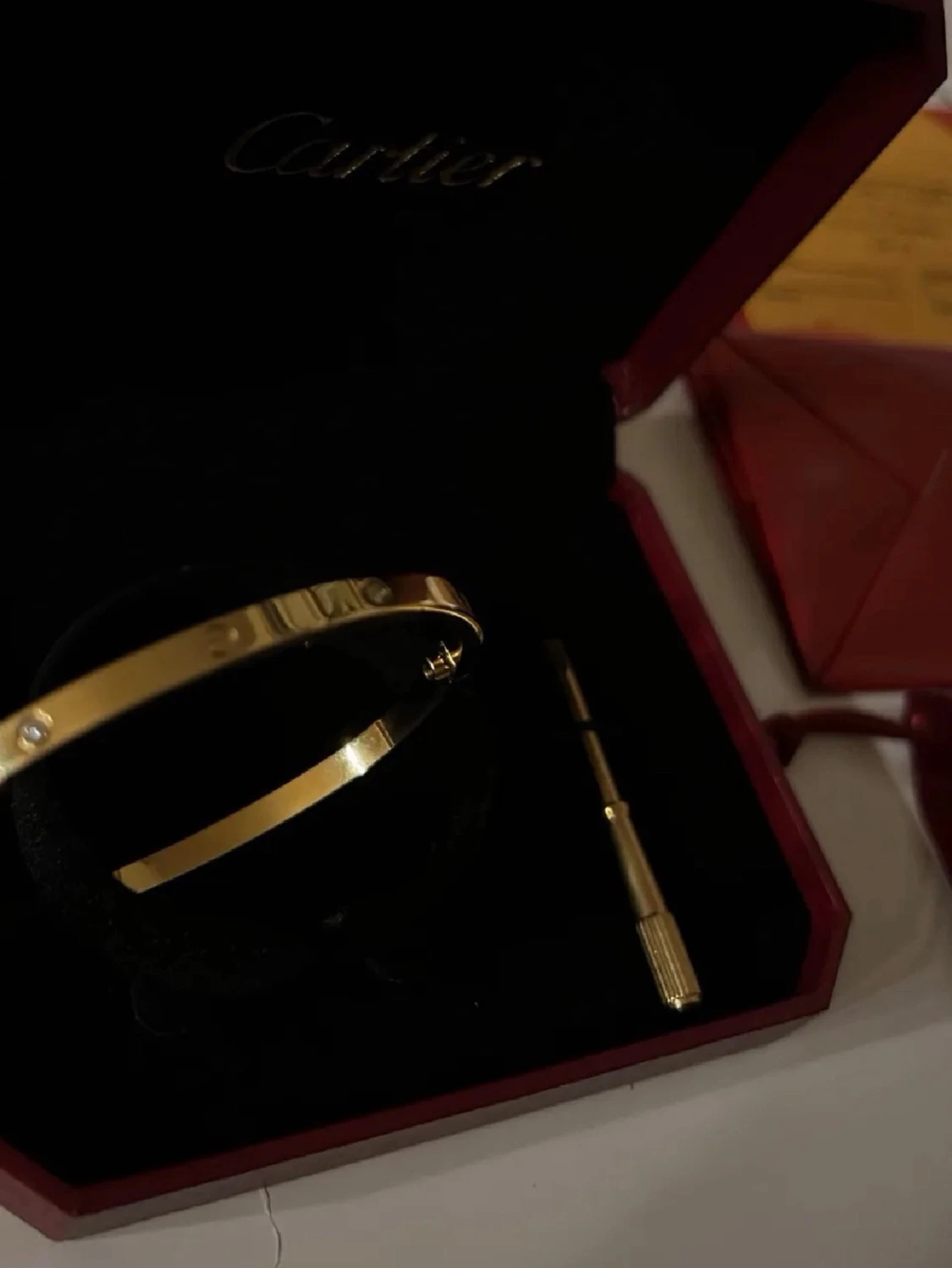 Love armband i guld - 2