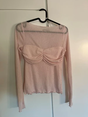 Rosa topp - Fin rosa topp från Gina Tricot💖Storlek M och knappt använd🌸