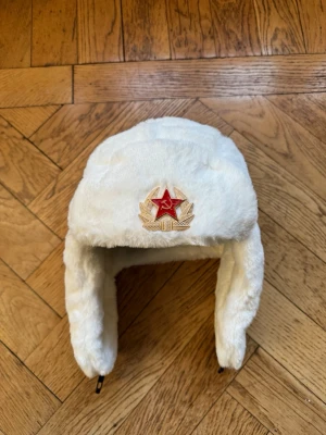 Soviet Ushanka - Russia Soviet Union USSR hat style Ushanka White fur Brand new With strap to close it