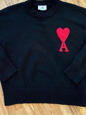 AMI Paris black knit sweater - amazing quality, true to size. Size is M