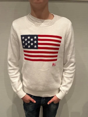 Polo Ralph lauren tröja  - Polo Ralph lauren tröja herr| pris:1599kr| storlek: M| skick:9/10| hör av dig vid minsta lilla fundering eller fråga|