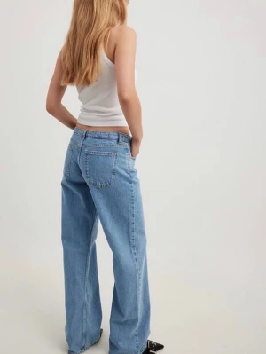 Nakd low waist jeans - Snygga jeans från nakd köpa här på plick, säljer då de tyvärr va för stora💕liiite slitna nere vid benen annars superfina💕