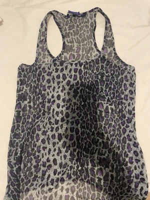 y2k leopard top - y2k mesh top size M from Miley Cyrus.