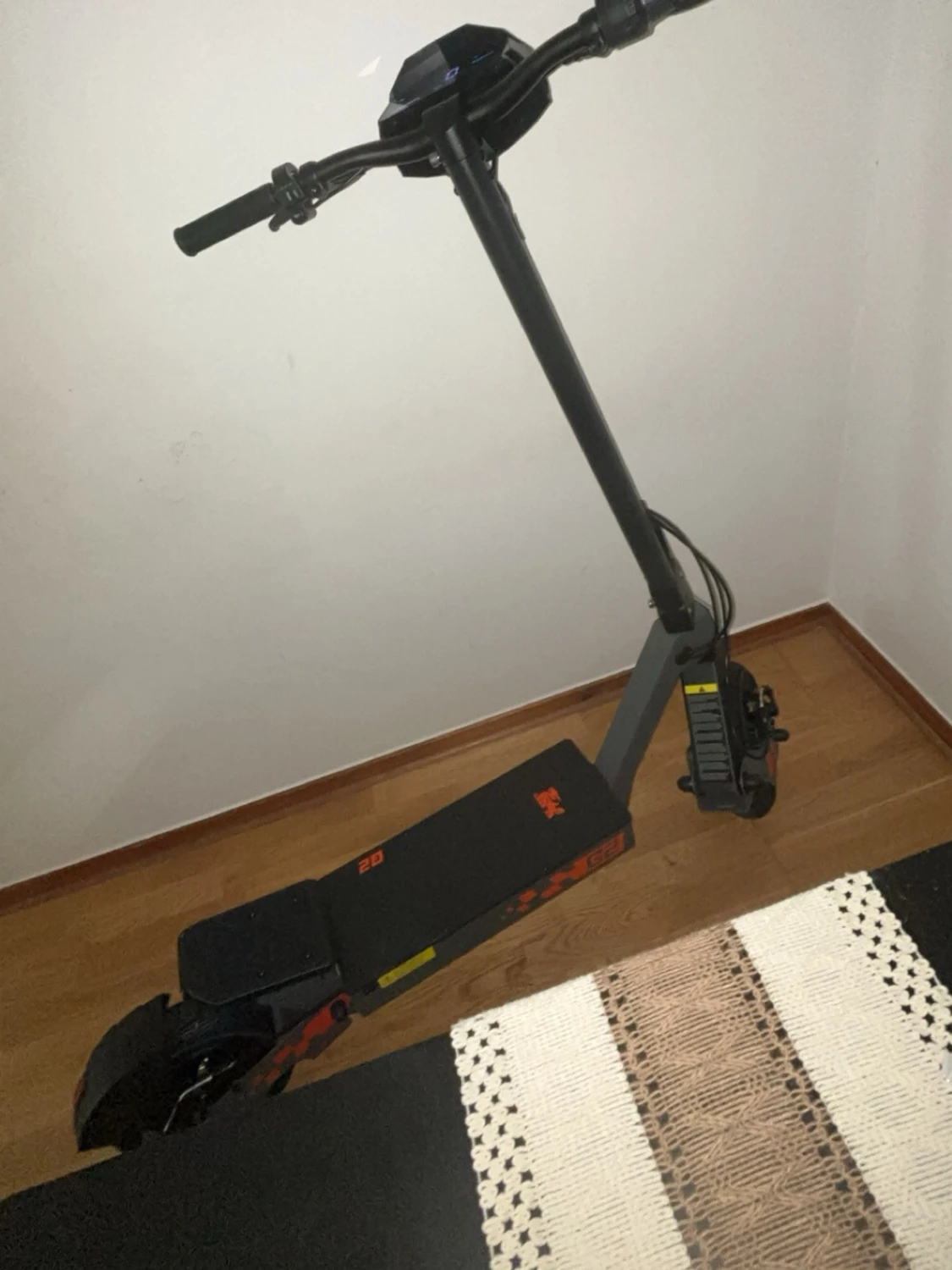 Kukirin g2 aldrig tagits utomhus helt nytt och clean