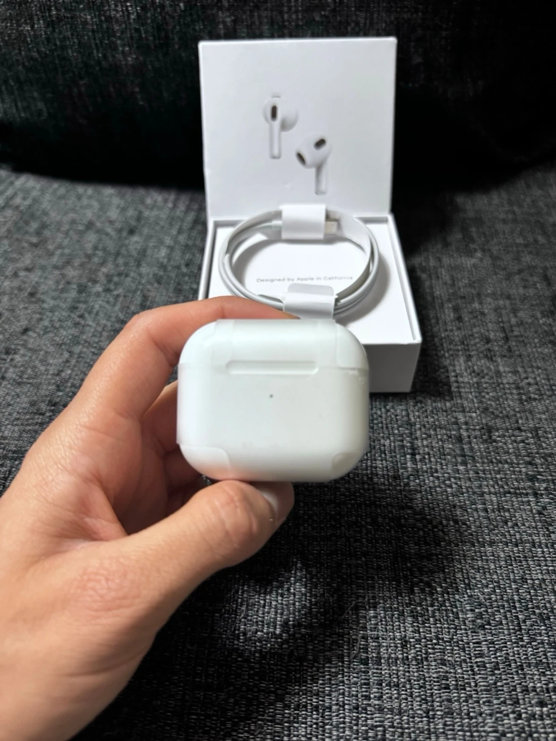  AirPods med laddningsetui - 2
