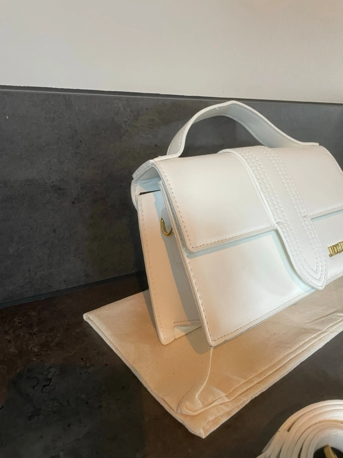 Vit Jacquemus väska - 3