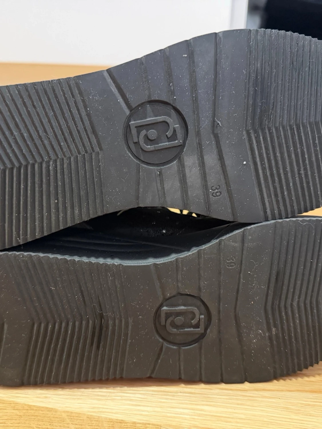 Svarta sneakers från Liu Jo - 3