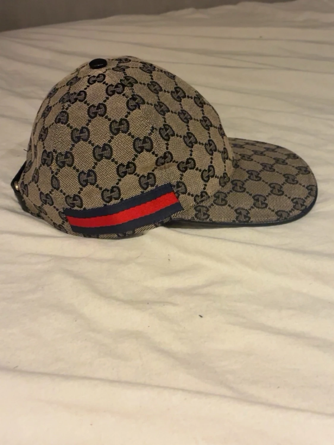 Gucci beige keps med GG-mönster - 1