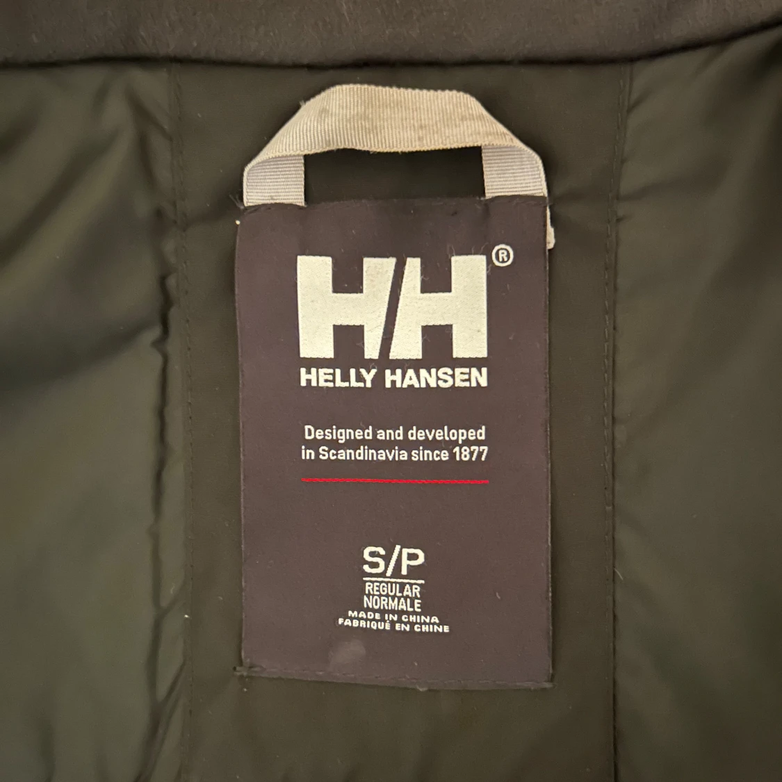 Svart parkajacka Helly Hansen S - 2