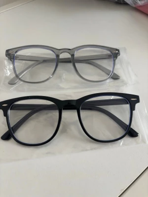Blåljusblockerande glasögon  - Helt Nya!! Blåljusblockerande glasögon utan styrka. 