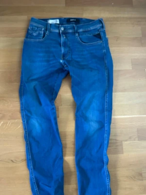 Replay Anbass Hyperflex - Replay Anbass Hyperflex | storlek 32-30 | Väldigt bra skicka nästan inga defekter | nypris 2299, mitt pris 389! | modell 180cm |