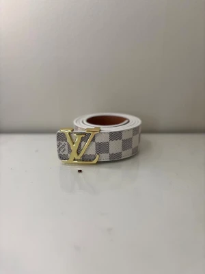 Lv bälte  - Helt ny, snabbt & säkert fraktat. skickas inom kort tid 