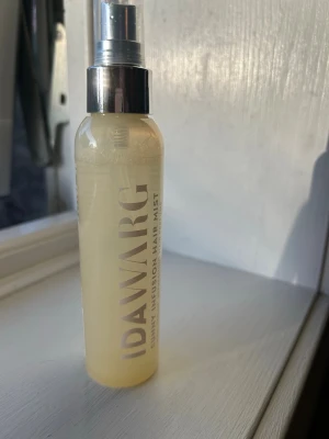 Ida Warg Hår Parfym Sommar - Ida Warg hår mist. Sunny infusion. Knappt använd. 