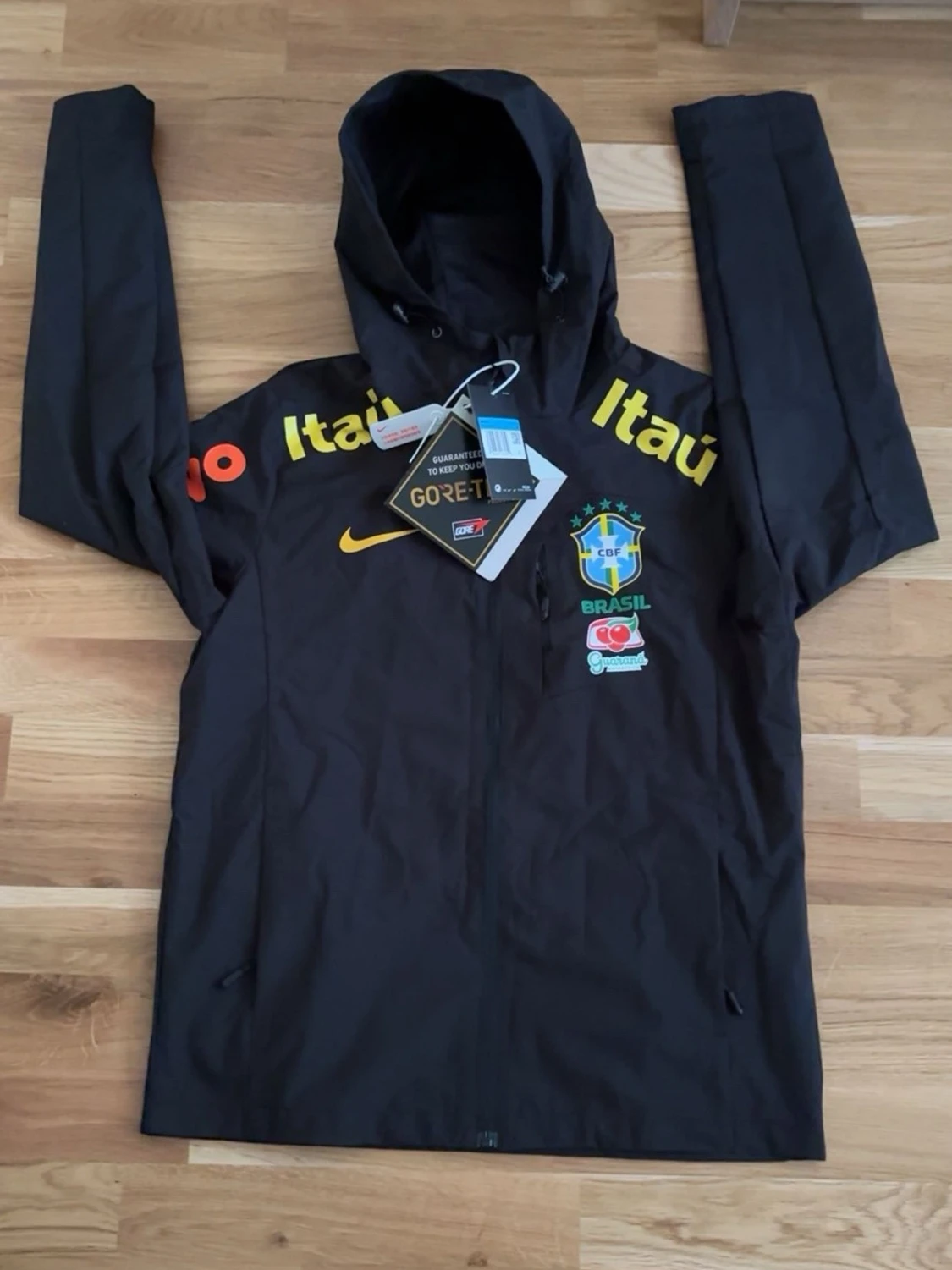 Svart Brasil Nike vindjacka med huva