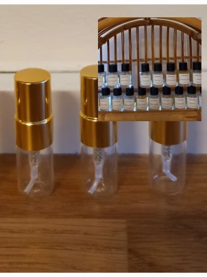 Essnce splitpaket  - 3 stycken 3 ml glasdekanter med spray ✨️Välj bland dofterna som finns på listor på bilderna 