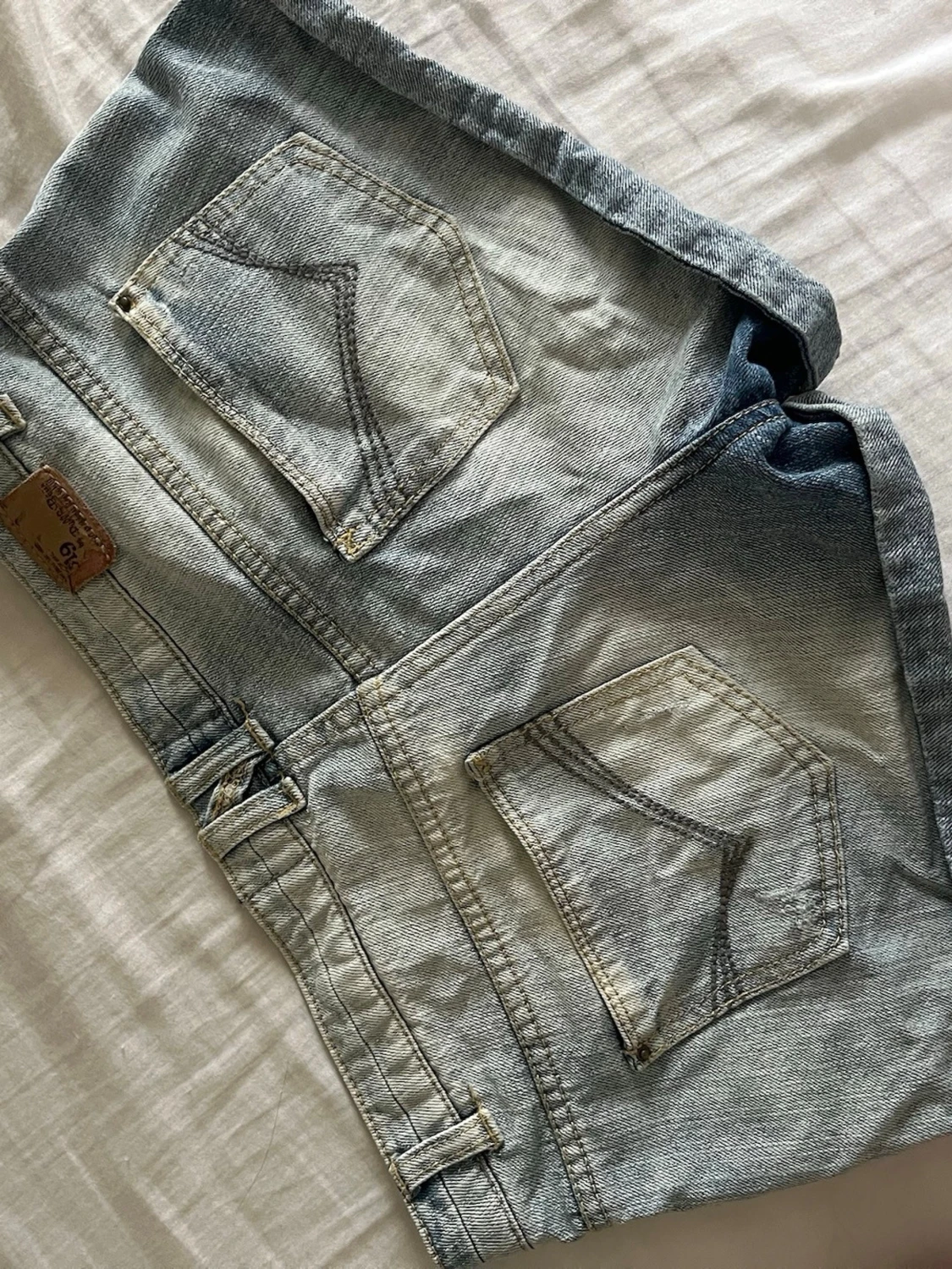 Ljusblå jeansshorts - 1