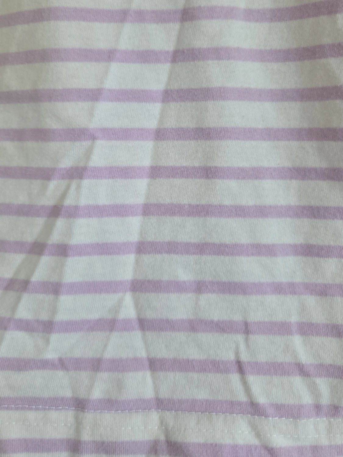 💜 Söt vit- och ljuslilarandig tröja med 3/4-ärm 💜 - 3