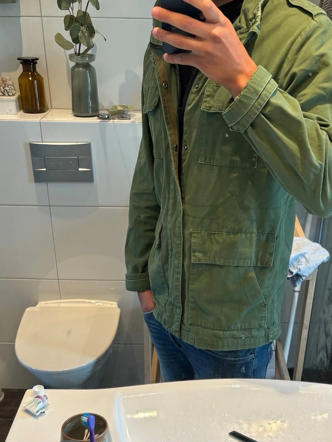 Grön vindjacka med fickor - 1