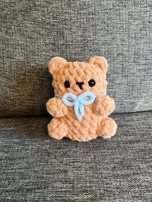 Virkad nalle - Handgjord virkad söt liten nalle 