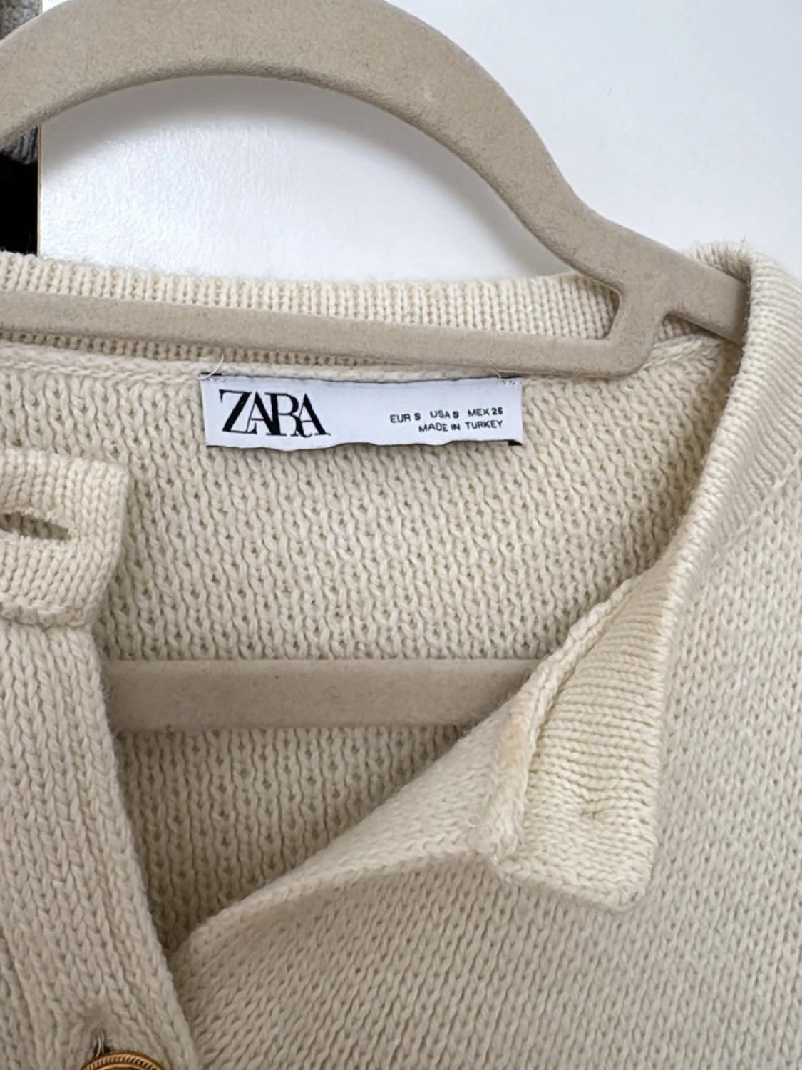 Beige stickad kofta från Zara - 1