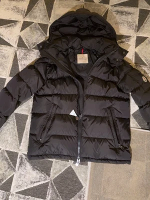 Moncler Maya giobotto - Kom privat för kvitto och fler bilder!