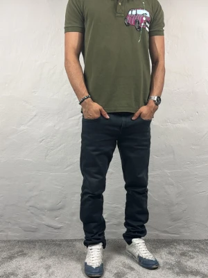 Replay jeans  - Ett par riktigt snygga jeans från Replay i storlek W28 L32 i modellen Anbbas Hyperflex