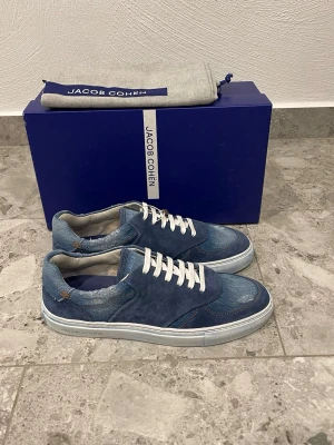  Jacob Cohën Sneakers - Helt Nya Jacob Cohen Skor || Storlek 41 || Nypris ca 4000kr || Mitt pris 2899kr| Tveka inte på att höra av dig vid frågor eller funderingar 