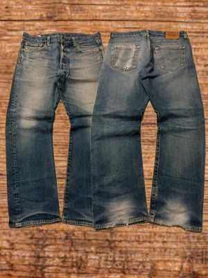 Levis 501 Vintage Y2K 1900s - Säljer ett par riktigt snygga Levi’s 501 med fin telefonfade på bakfickan 👖 Storlek: W33 L32 Bra passform och schysst vintagekänsla. Hör av dig vid intresse!