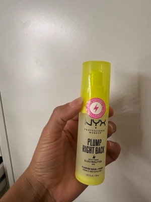NYX Plump Right Back Primer - NYX Plump Right Back Primer helt oöppnad 