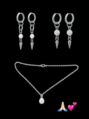 Smyckeskit - Smyckeskit med två par örhängen och ett halsband från mitt egna märke Laika där jag designar och tillverkar smycken i rostfritt stål💕😍 nedsänkt pris, ett värde av 407 kr🤩välj gärna Instabox som frakt för snabbast och smidigast frakt 