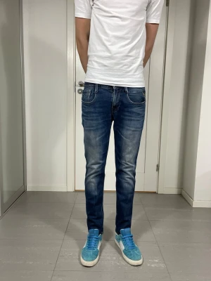 Replay Jeans  - Säljer nu dessa Replay Jeans, W29 o L32, skriv för fler bilder/frågor🙌🏼