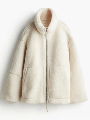 Krämvit pilejacka / teddyjacka - Slutsåld jacka från hm. Storlek xs men sitter mer som en S