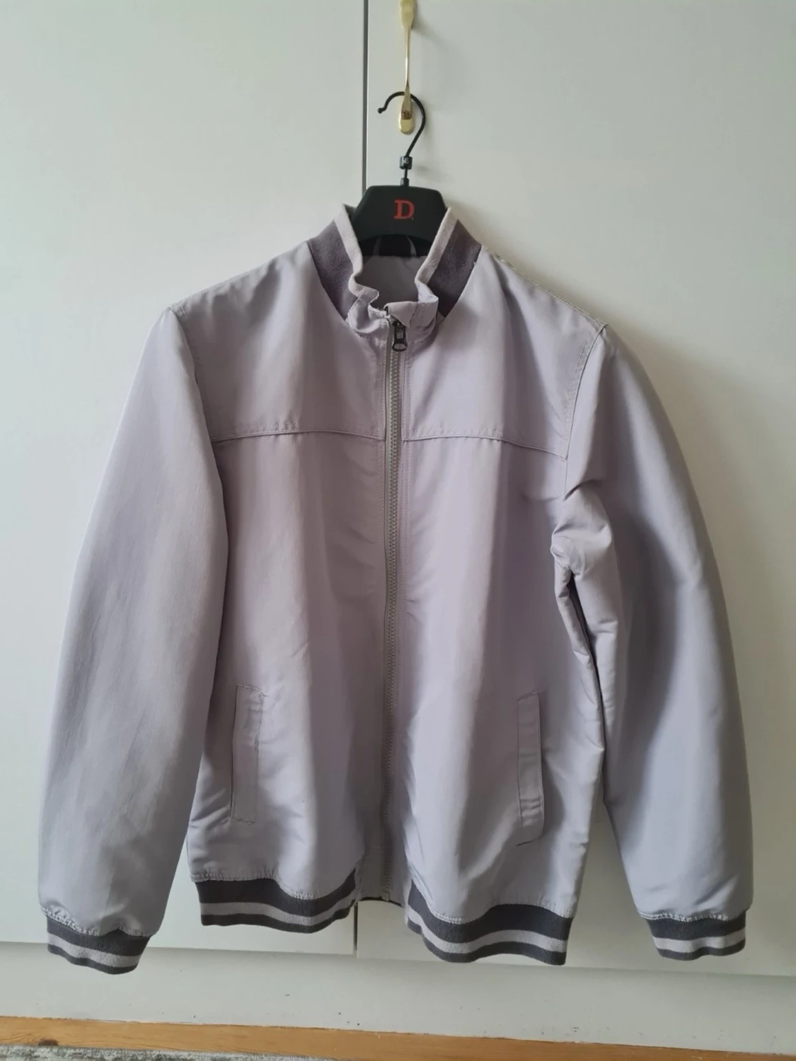 Sommarjacka med dragkedja strl 54 (herr)