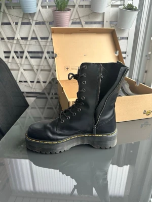 Dr Martens Jadon Hi | Stl 46 - Nyskick, knappt använda