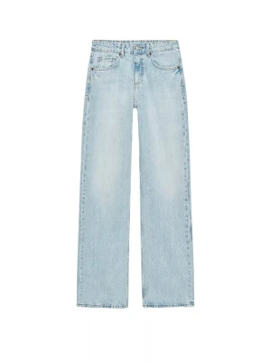 Ljusblå raka jeans från Zara - Säljer ett par super populära  ljusblå  jeans från Zara i modellen wide leg med klassisk femficksmodell. Jeansen har en avslappnad passform och är tillverkade i bomullsdenim. Perfekta till sneakers eller boots för en cool vardagslook.